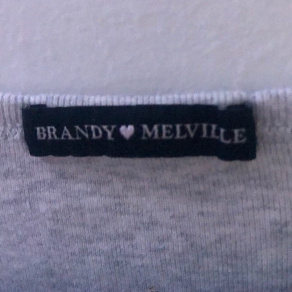 BRANDY MELVILLE CROP TOP - Picture 4 of 4